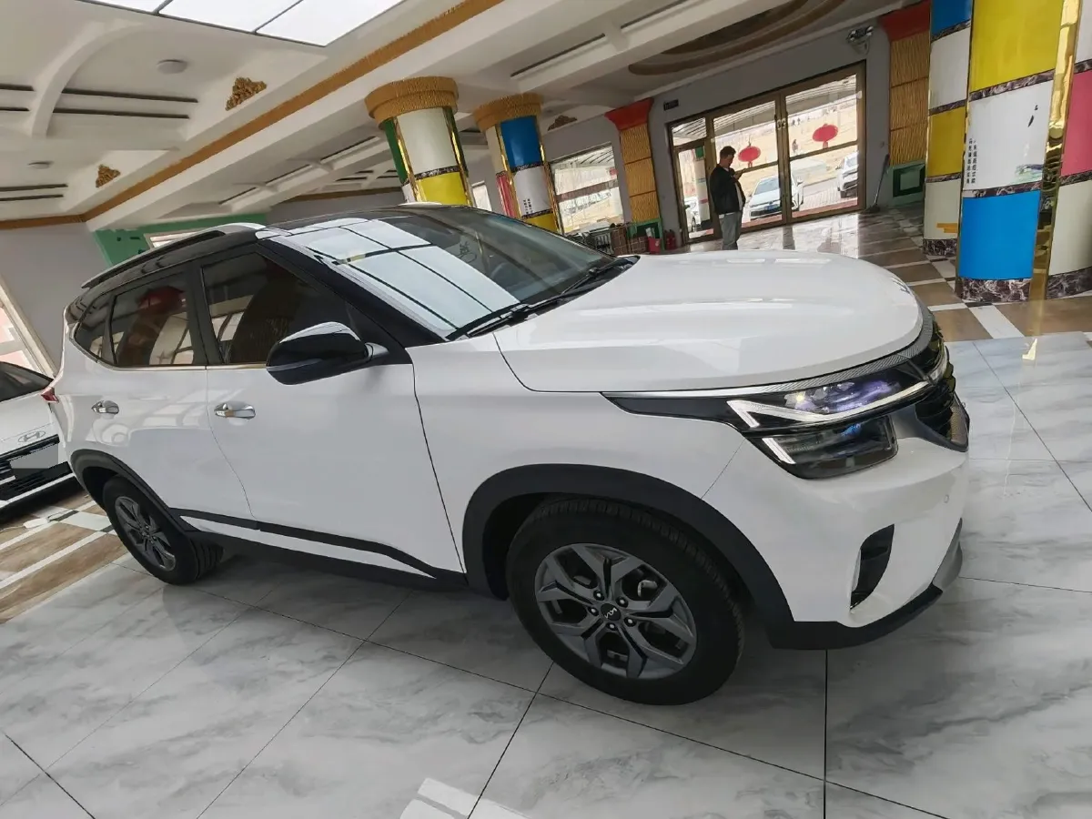 2023 Kia Seltos 1.5L 115HP L4 CVT,autocango,china used car exporter,china ev exporter,chinese used car exporter,chinese used ev exporter