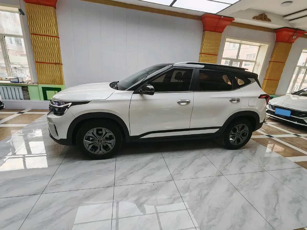 2023 Kia Seltos 1.5L 115HP L4 CVT,autocango,china used car exporter,china ev exporter,chinese used car exporter,chinese used ev exporter