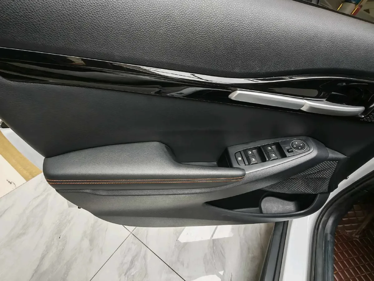 2023 Kia Seltos 1.5L 115HP L4 CVT,autocango,china used car exporter,china ev exporter,chinese used car exporter,chinese used ev exporter