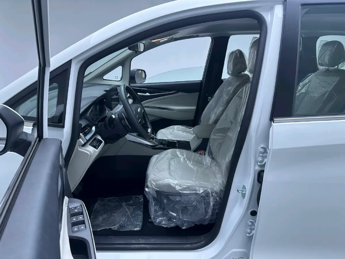 2024 MAXUS G50 1.5T 181HP L4 7DCT,autocango,china used car exporter,china ev exporter,chinese used car exporter,chinese used ev exporter