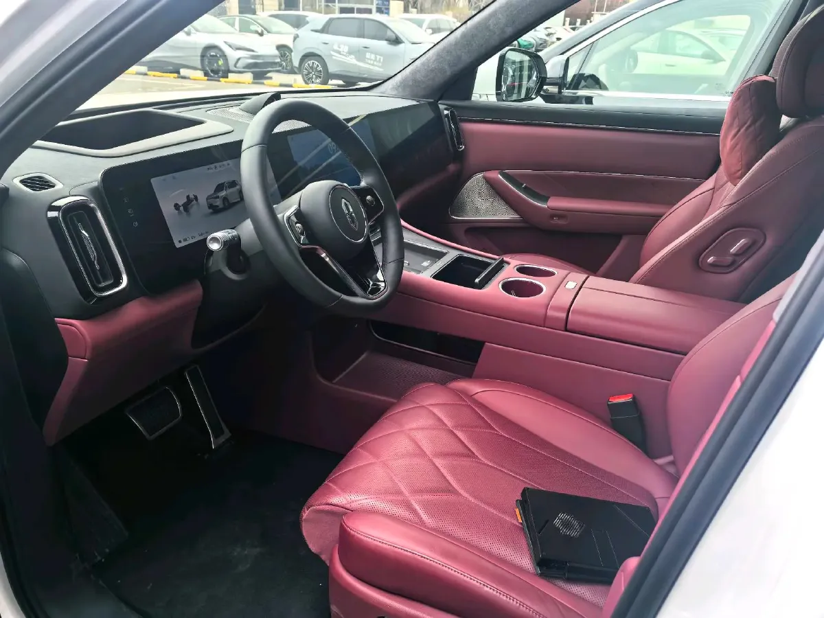 2025 AITO AITO M8 BEV,autocango,china used car exporter,china ev exporter,chinese used car exporter,chinese used ev exporter