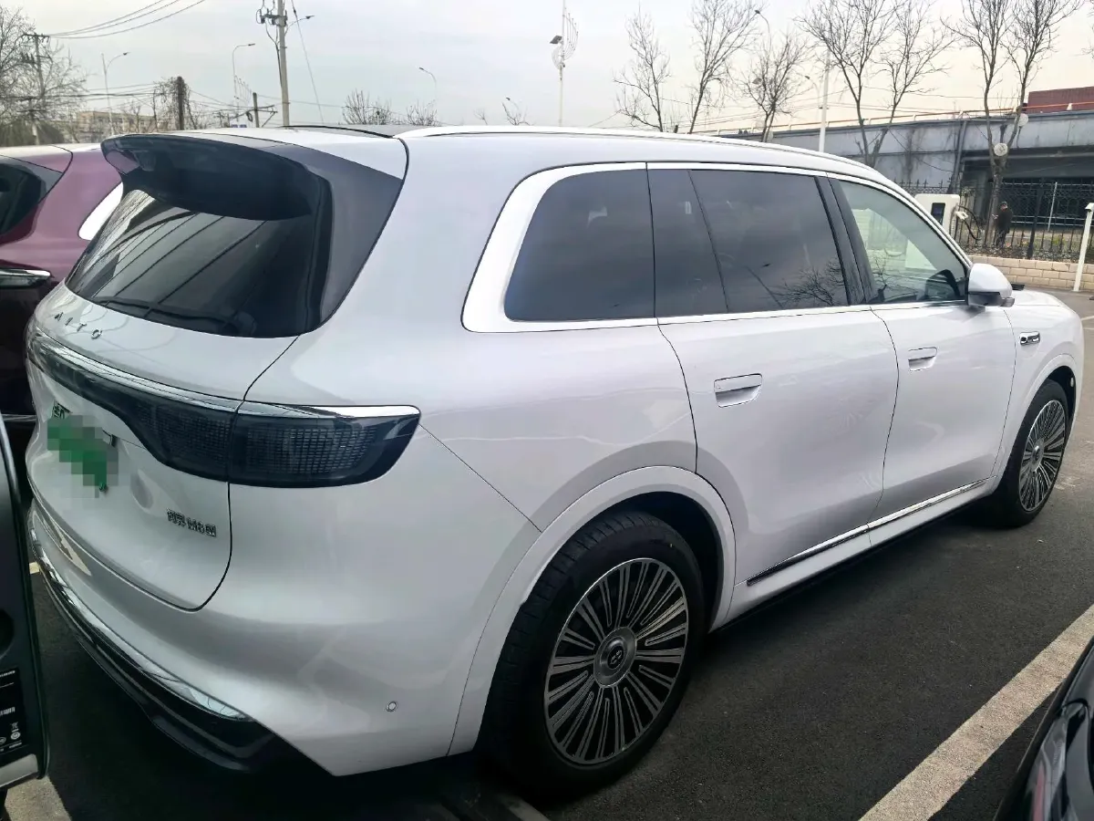 2025 AITO AITO M8 BEV,autocango,china used car exporter,china ev exporter,chinese used car exporter,chinese used ev exporter