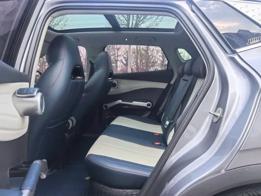 2022 Roewe RX5 MAX 1.5T 181HP L4 6AT,autocango,china used car exporter,china ev exporter,chinese used car exporter,chinese used ev exporter