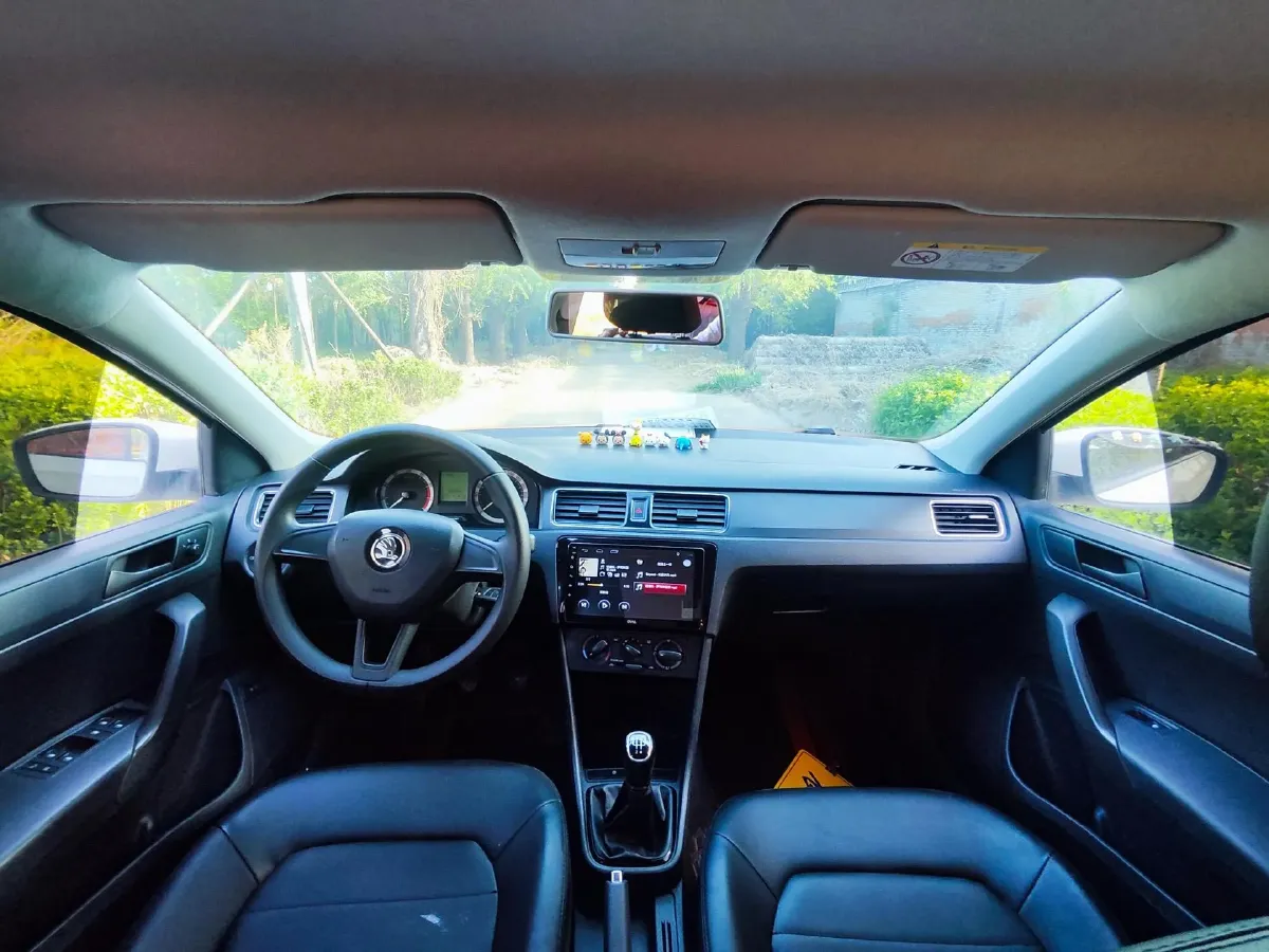 2019 SWM G01 1.5T 156HP L4 6MT,autocango,china used car exporter,china ev exporter,chinese used car exporter,chinese used ev exporter