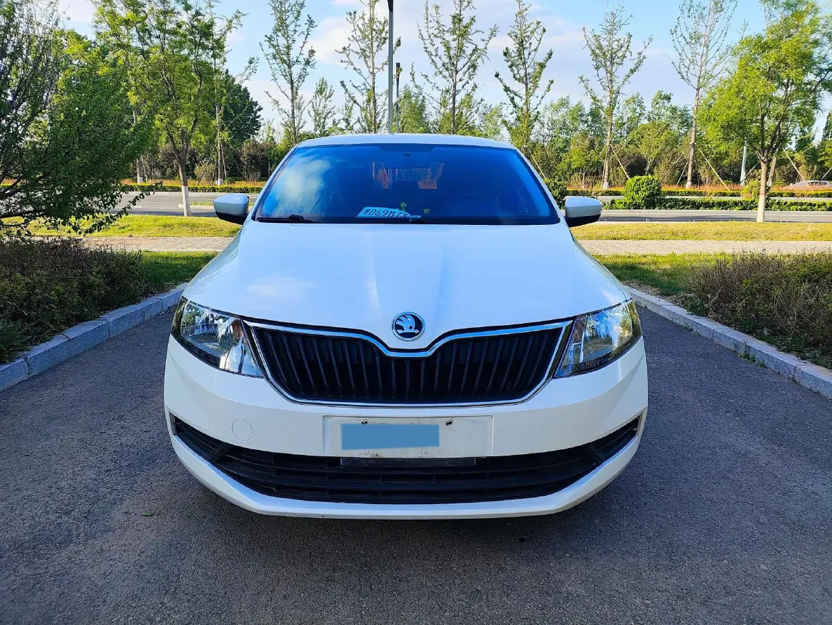 2019 SWM G01 1.5T 156HP L4 6MT,autocango,china used car exporter,china ev exporter,chinese used car exporter,chinese used ev exporter