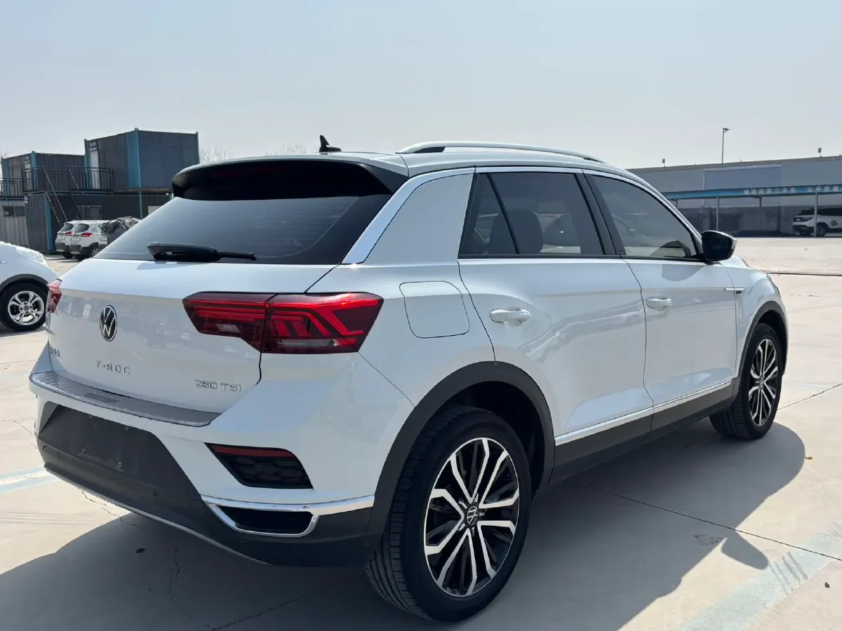 2022 Volkswagen T-Roc 1.4T 150HP L4 7DCT,autocango,china used car exporter,china ev exporter,chinese used car exporter,chinese used ev exporter