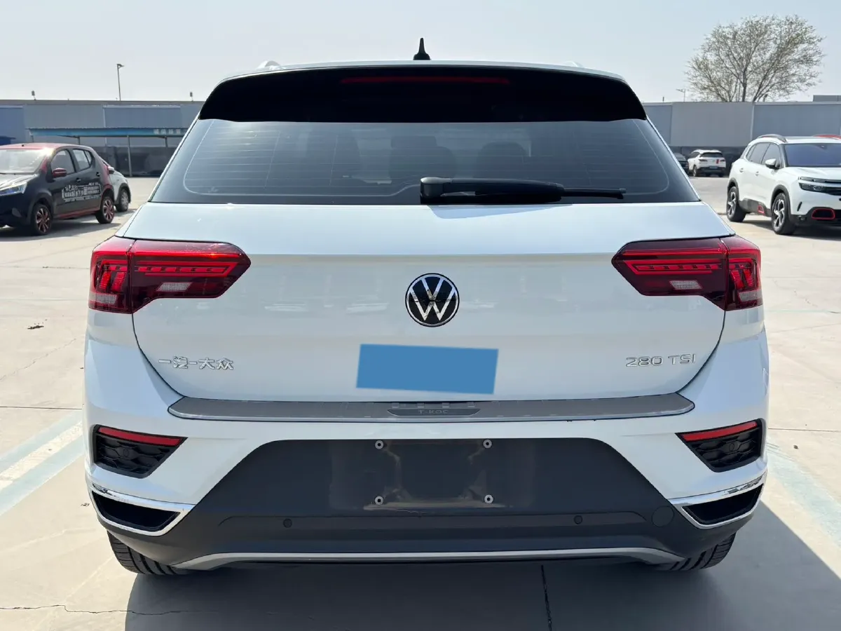 2022 Volkswagen T-Roc 1.4T 150HP L4 7DCT,autocango,china used car exporter,china ev exporter,chinese used car exporter,chinese used ev exporter