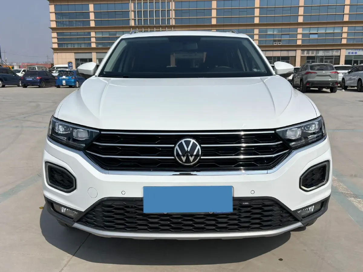 2022 Volkswagen T-Roc 1.4T 150HP L4 7DCT,autocango,china used car exporter,china ev exporter,chinese used car exporter,chinese used ev exporter