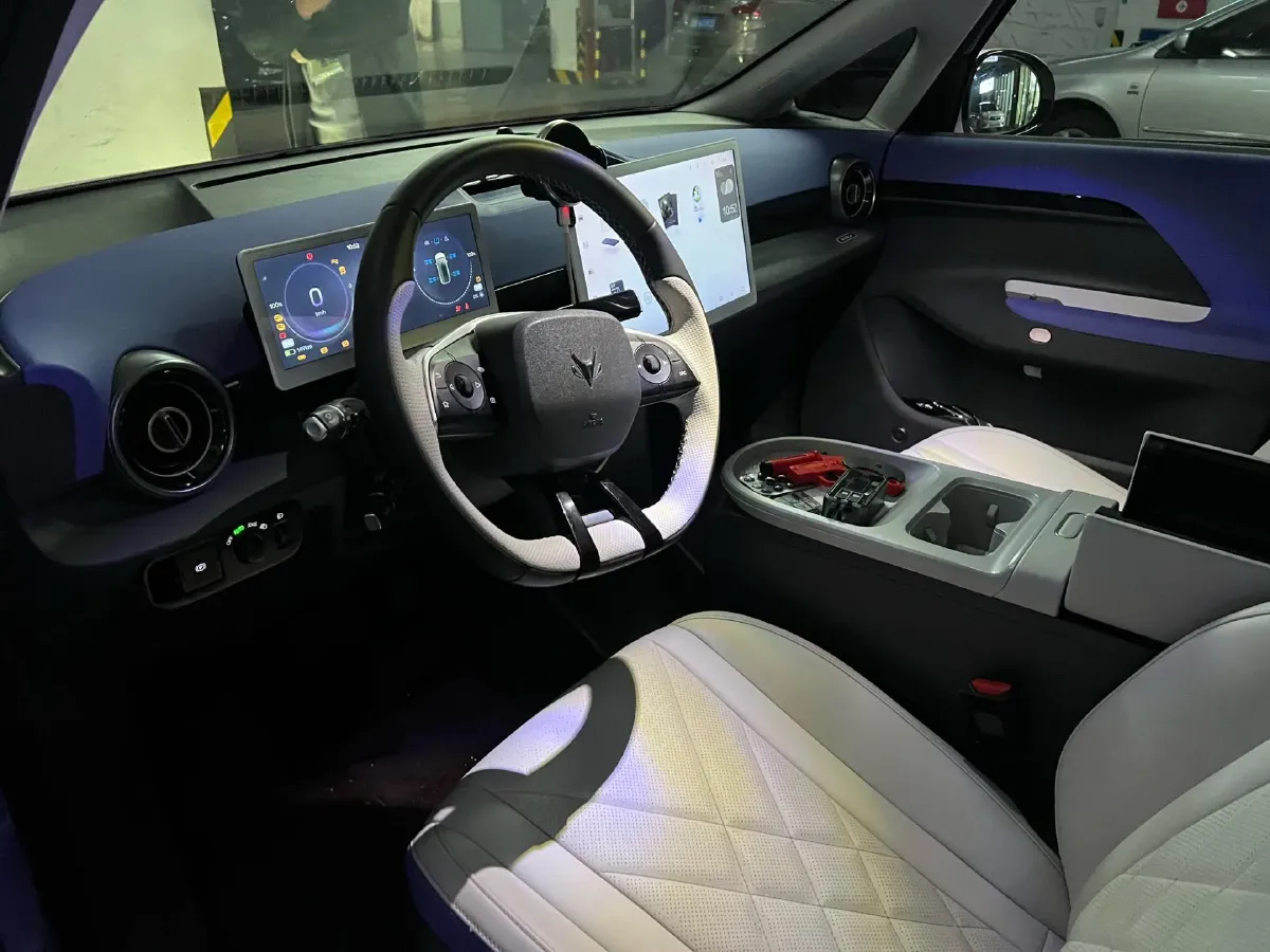 2023 JAC T8 2.0T 170HP L4 8AT,autocango,china used car exporter,china ev exporter,chinese used car exporter,chinese used ev exporter