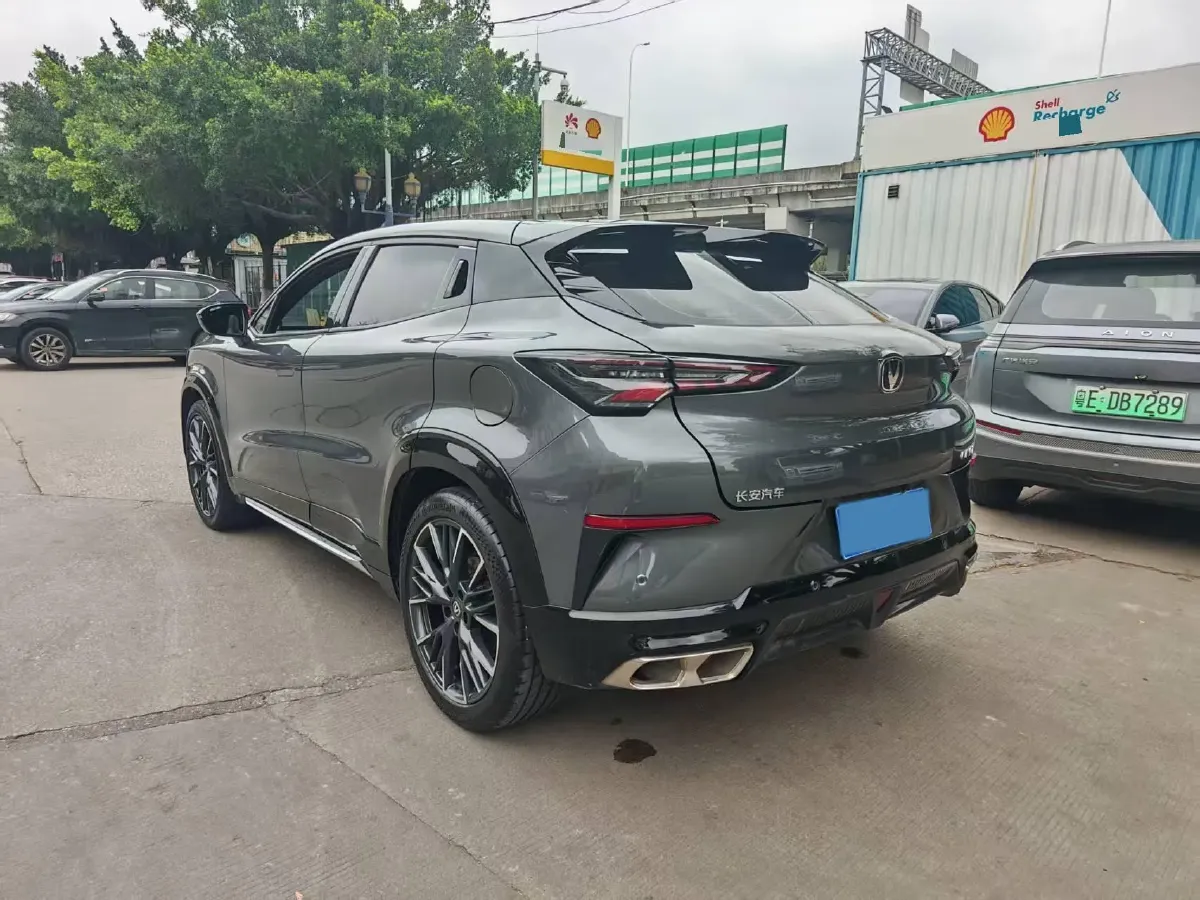 2023 ChangAn UNI-T 1.5T 188HP L4 7DCT,autocango,china used car exporter,china ev exporter,chinese used car exporter,chinese used ev exporter