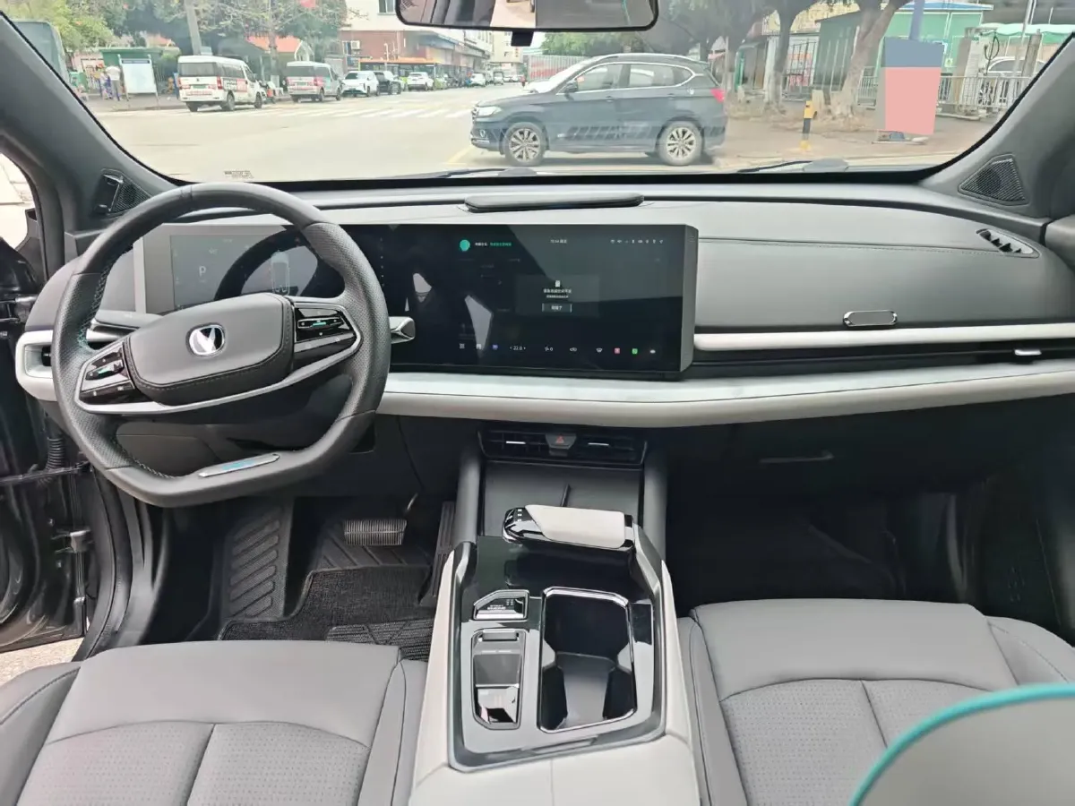 2023 ChangAn UNI-T 1.5T 188HP L4 7DCT,autocango,china used car exporter,china ev exporter,chinese used car exporter,chinese used ev exporter