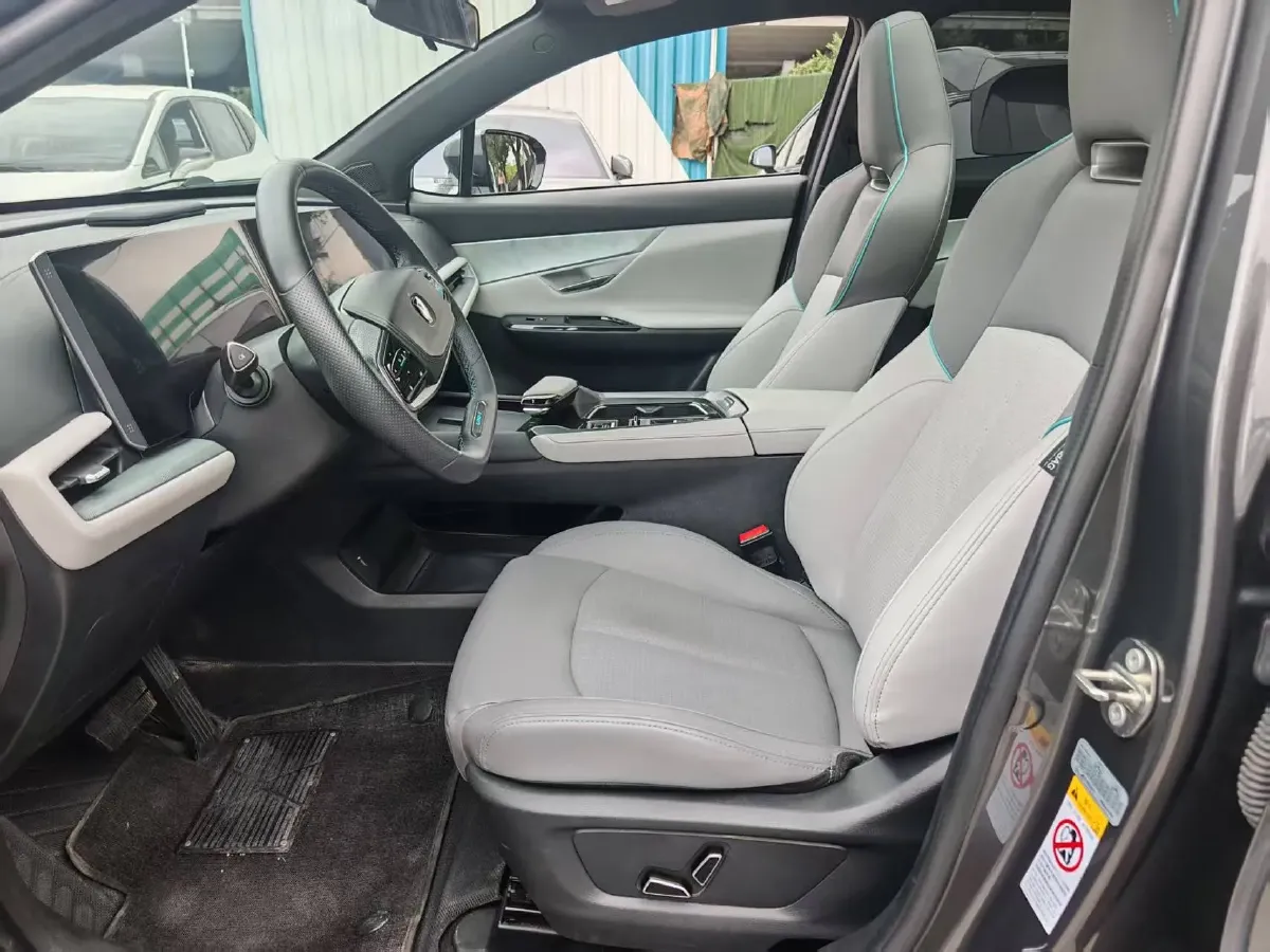 2023 ChangAn UNI-T 1.5T 188HP L4 7DCT,autocango,china used car exporter,china ev exporter,chinese used car exporter,chinese used ev exporter