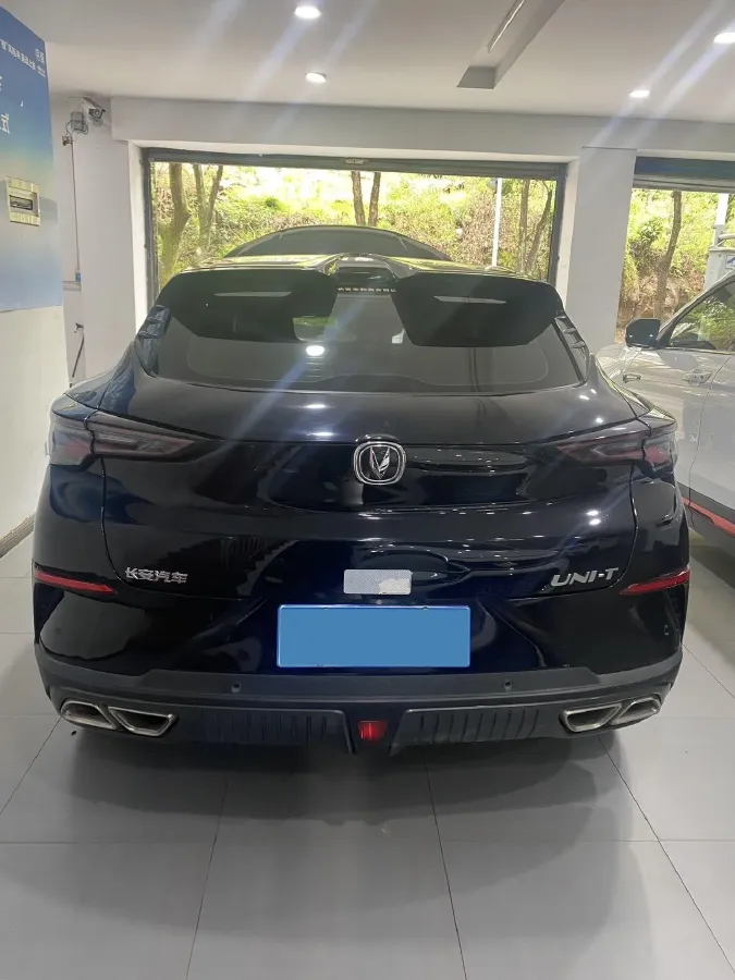 2022 ChangAn UNI-T 1.5T 188HP L4 7DCT,autocango,china used car exporter,china ev exporter,chinese used car exporter,chinese used ev exporter