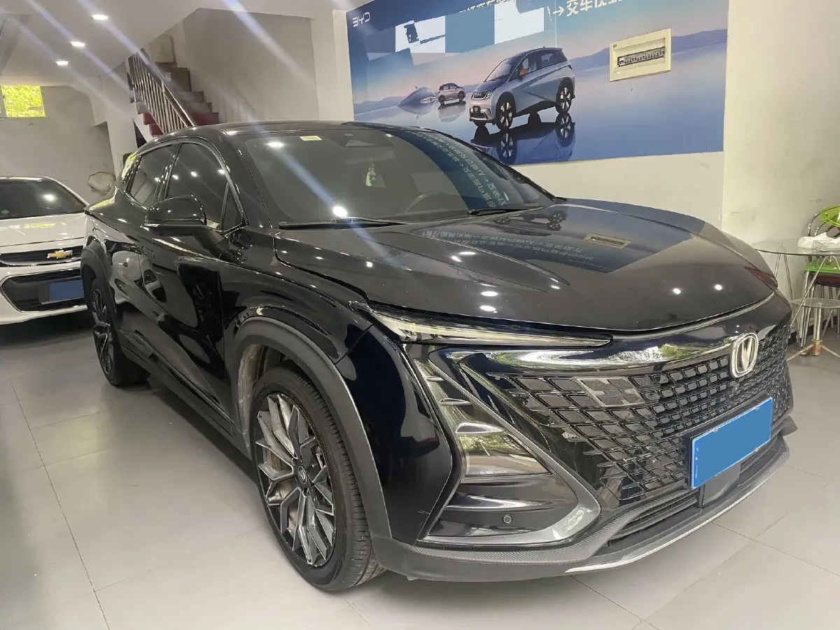 2022 ChangAn UNI-T 1.5T 188HP L4 7DCT,autocango,china used car exporter,china ev exporter,chinese used car exporter,chinese used ev exporter