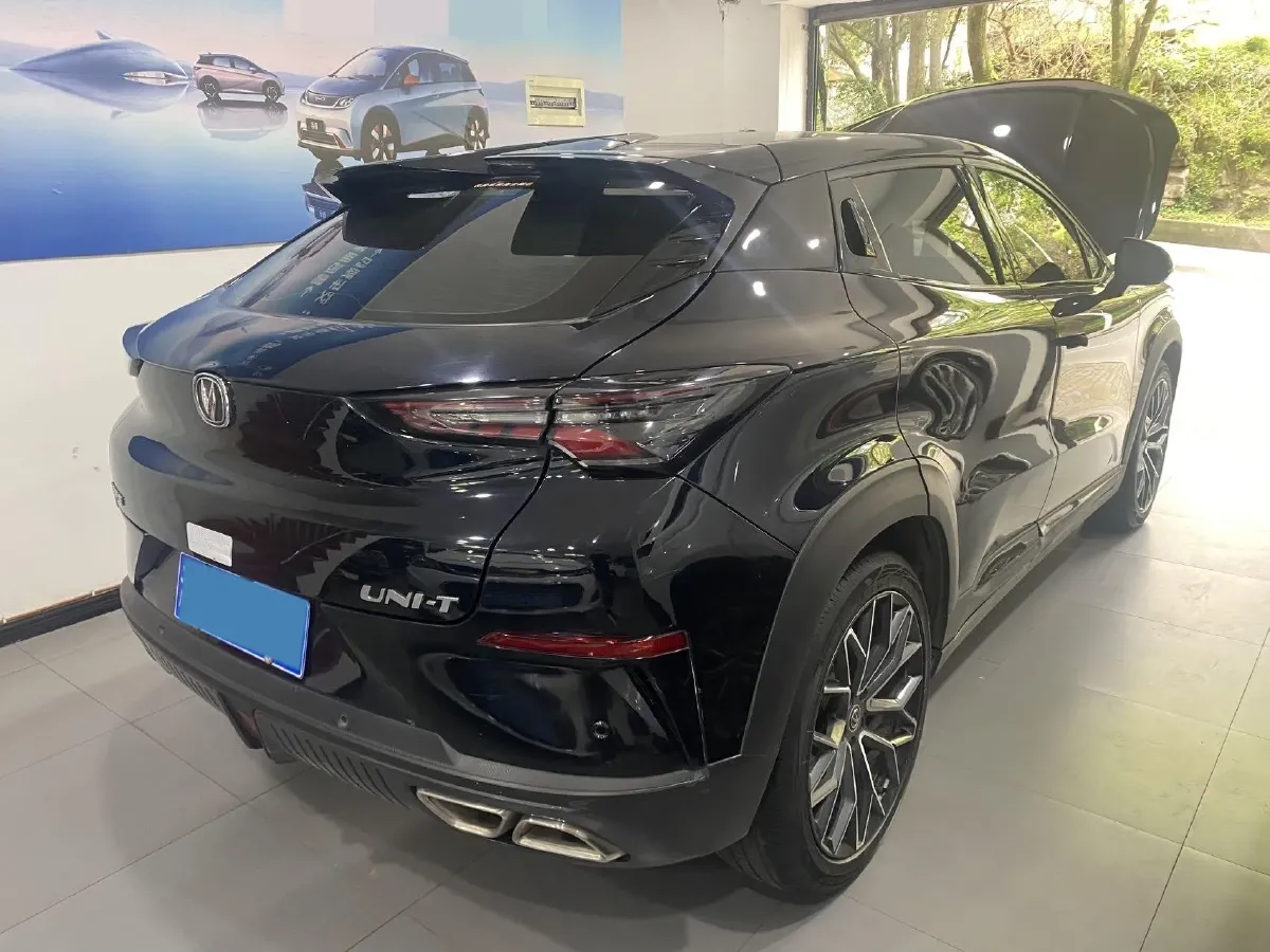 2022 ChangAn UNI-T 1.5T 188HP L4 7DCT,autocango,china used car exporter,china ev exporter,chinese used car exporter,chinese used ev exporter