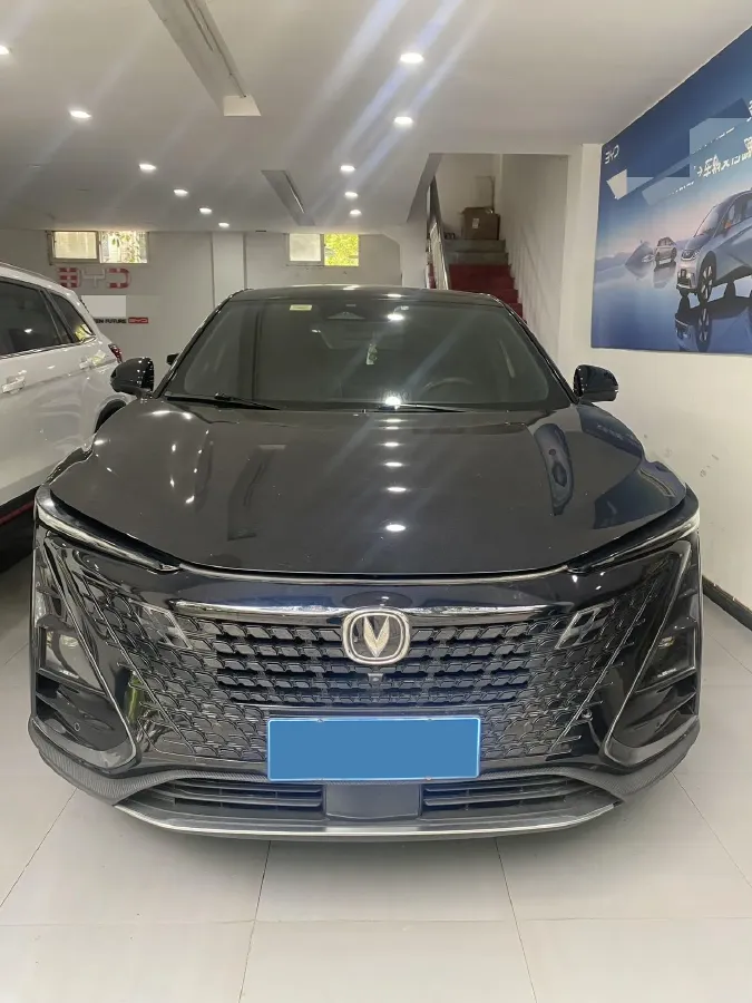 2022 ChangAn UNI-T 1.5T 188HP L4 7DCT,autocango,china used car exporter,china ev exporter,chinese used car exporter,chinese used ev exporter