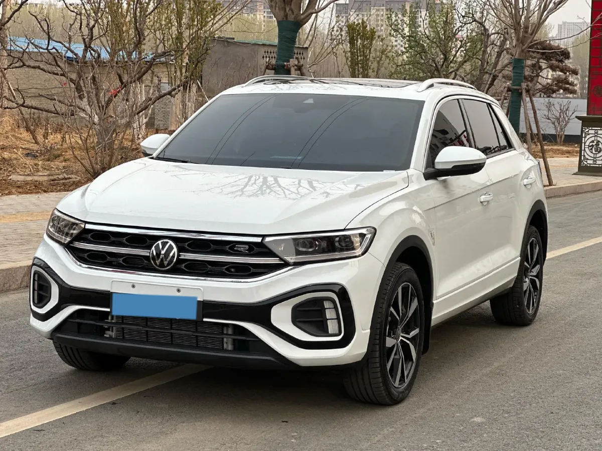 2025 Volkswagen T-Roc 1.5T 160HP L4 7DCT,autocango,china used car exporter,china ev exporter,chinese used car exporter,chinese used ev exporter