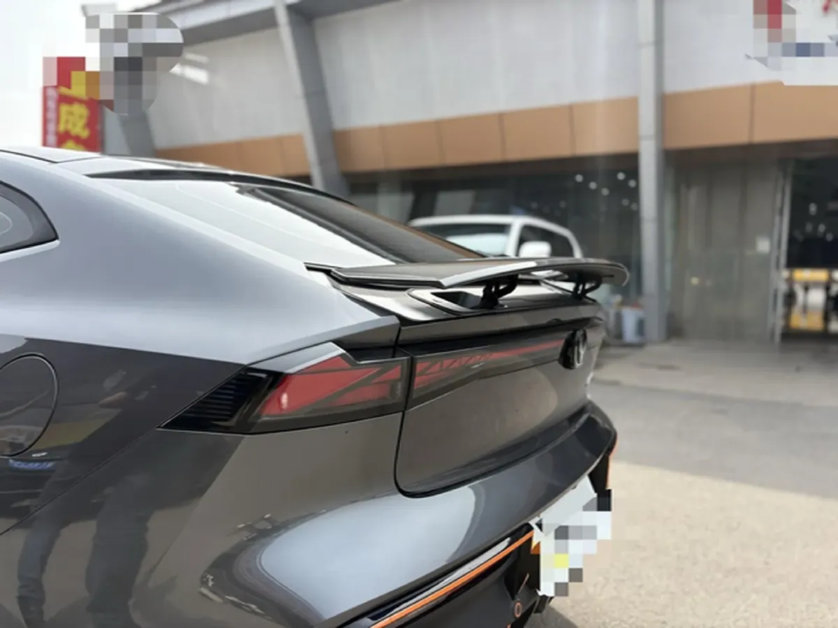 2022 ChangAn UNI-V 1.5T 188HP L4 7DCT,autocango,china used car exporter,china ev exporter,chinese used car exporter,chinese used ev exporter