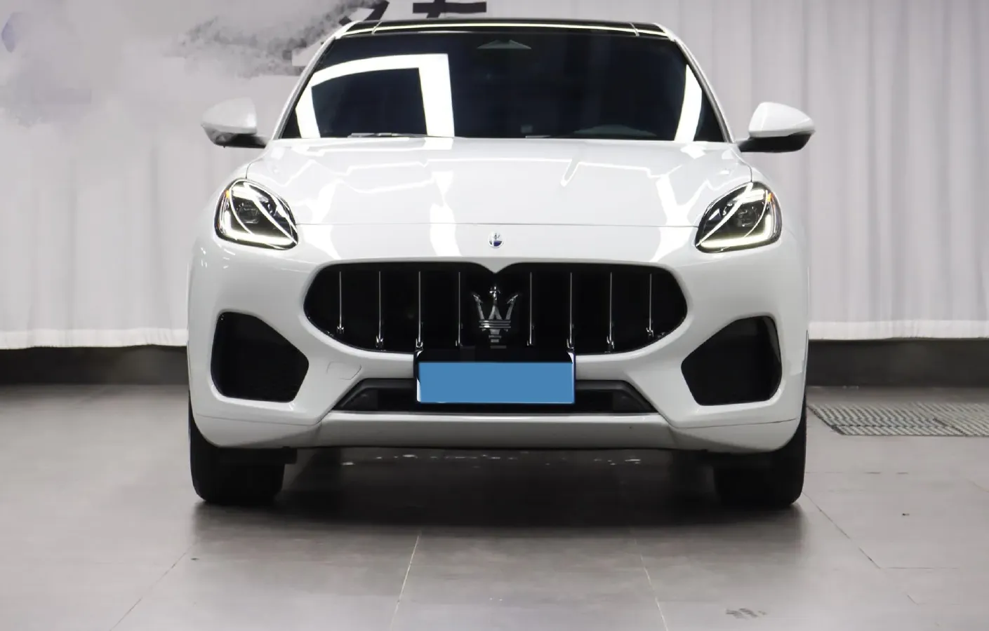 2022 Maserati Levante 2.0T 330HP L4 8AT,autocango,china used car exporter,china ev exporter,chinese used car exporter,chinese used ev exporter