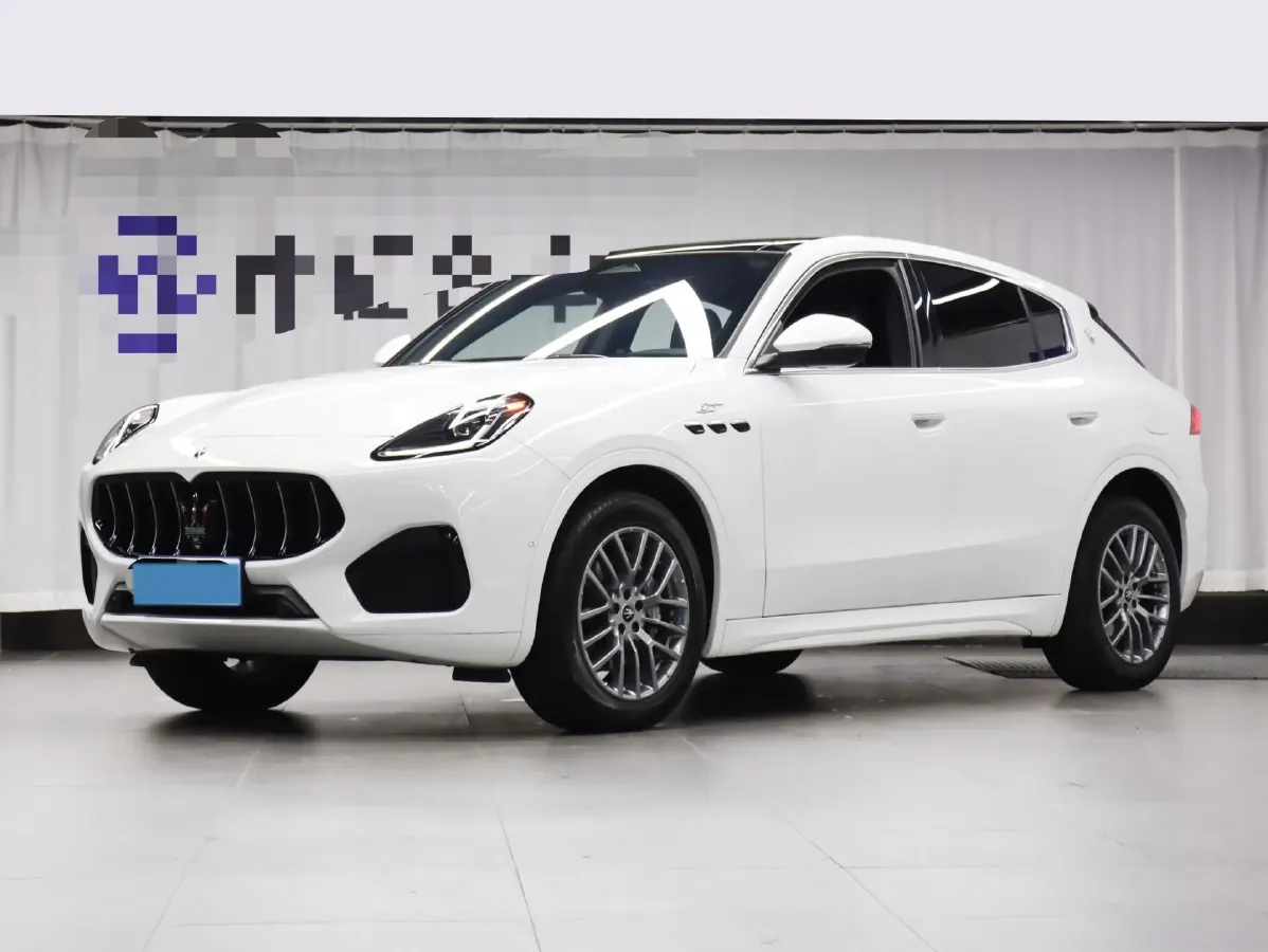 2022 Maserati Levante 2.0T 330HP L4 8AT,autocango,china used car exporter,china ev exporter,chinese used car exporter,chinese used ev exporter