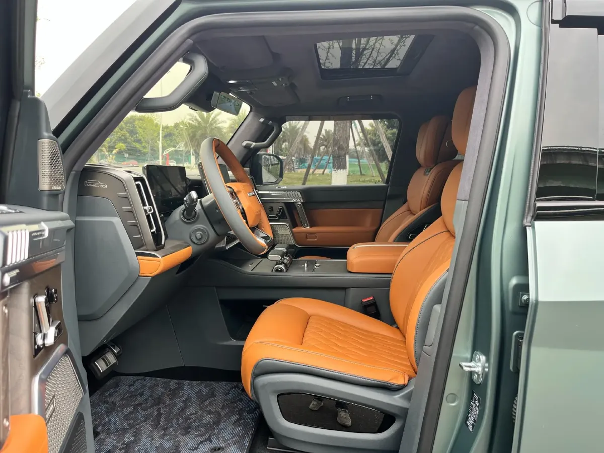 2023 M Hero 917 REEV 197HP 2AT REEV 65.8KWH,autocango,china used car exporter,china ev exporter,chinese used car exporter,chinese used ev exporter