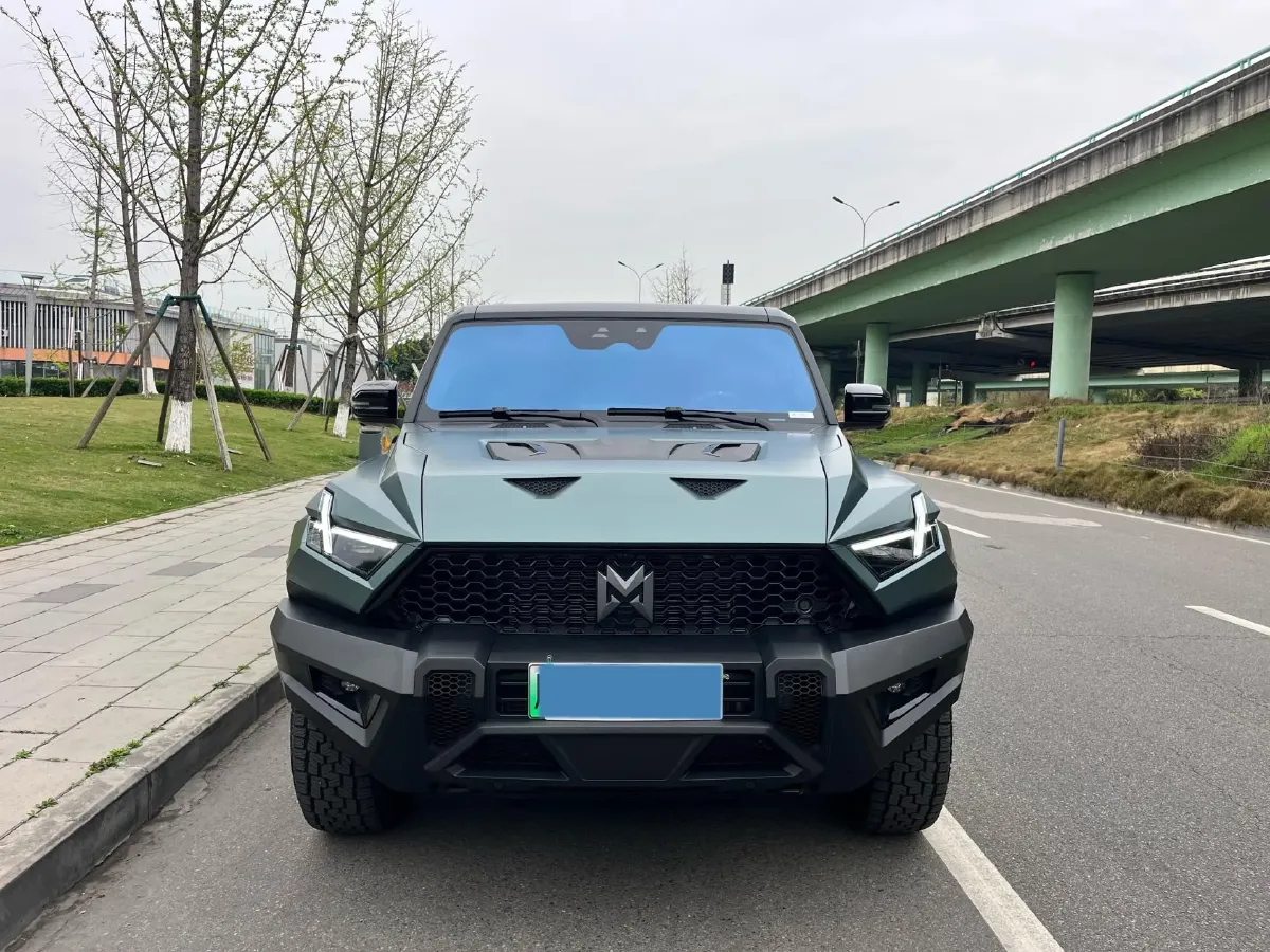 2023 M Hero 917 REEV 197HP 2AT REEV 65.8KWH,autocango,china used car exporter,china ev exporter,chinese used car exporter,chinese used ev exporter