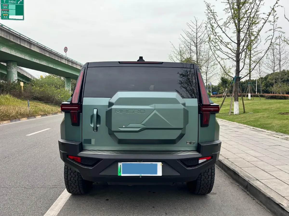 2023 M Hero 917 REEV 197HP 2AT REEV 65.8KWH,autocango,china used car exporter,china ev exporter,chinese used car exporter,chinese used ev exporter