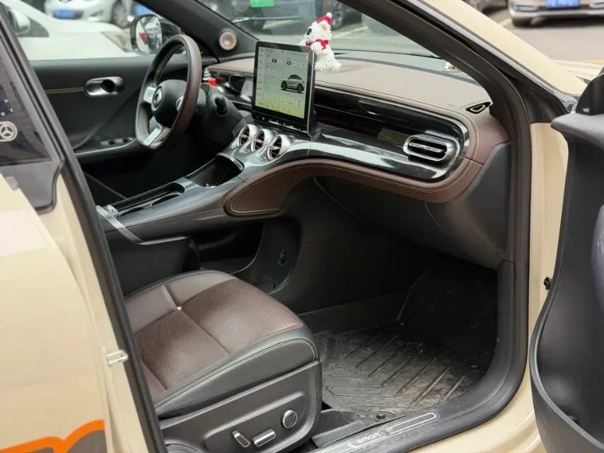 2023 Smart smart Elf 3 BEV 66KWH,autocango,china used car exporter,china ev exporter,chinese used car exporter,chinese used ev exporter