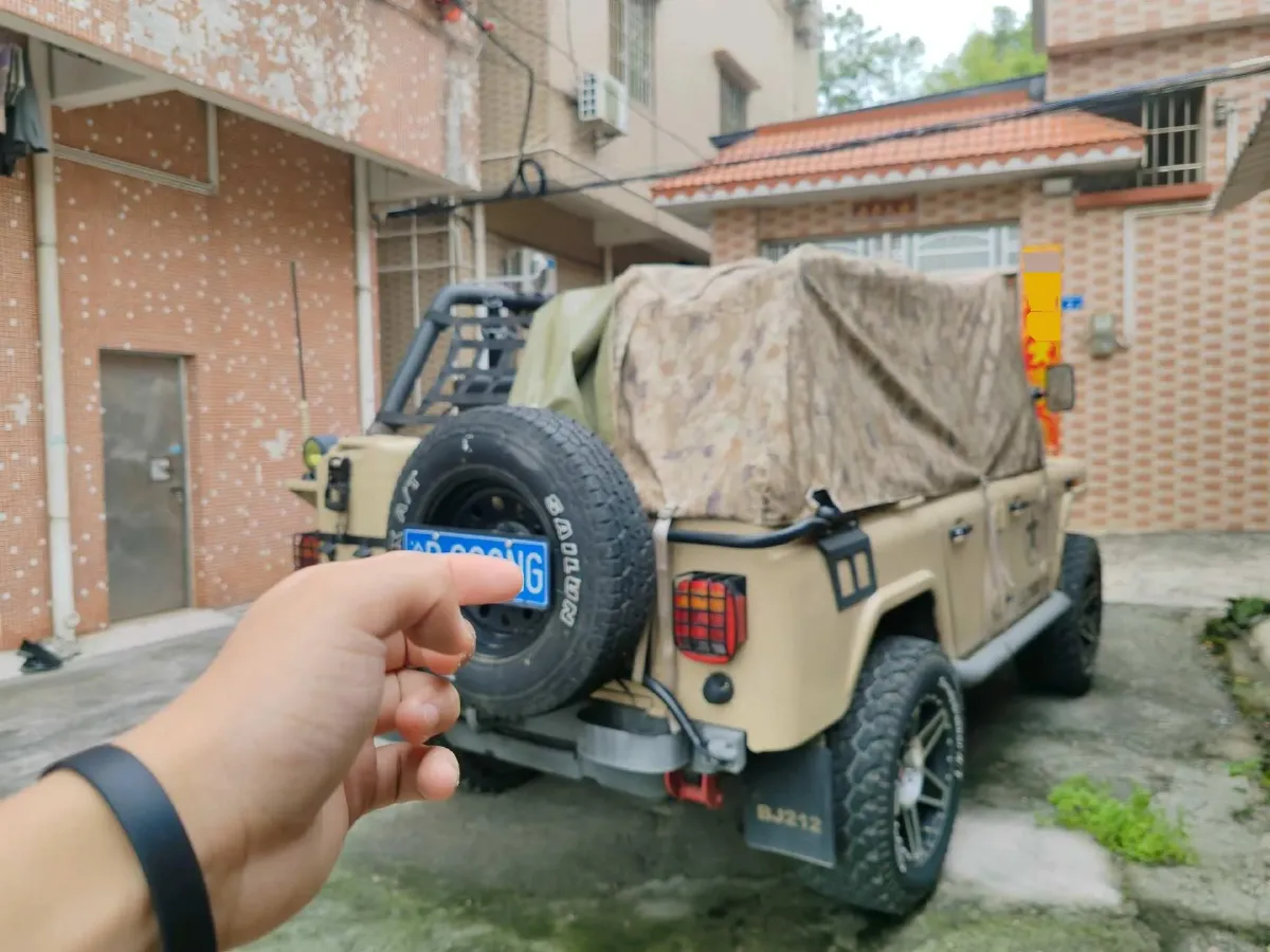 2019 BAW 212 1.5T 136HP L4 5MT,autocango,china used car exporter,china ev exporter,chinese used car exporter,chinese used ev exporter