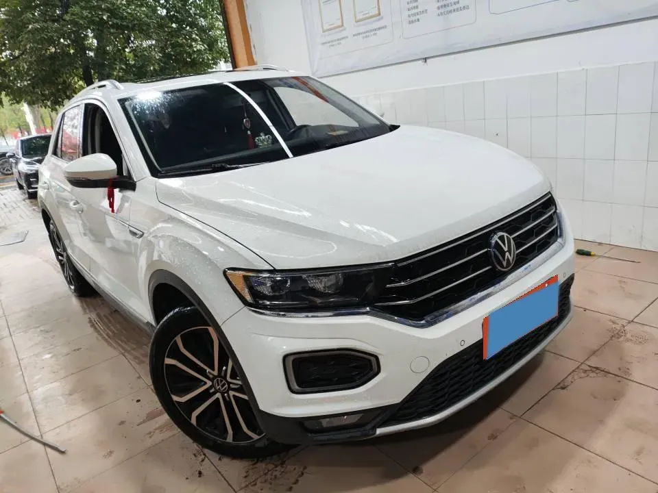 2022 Volkswagen T-Roc 1.4T 150HP L4 7DCT,autocango,china used car exporter,china ev exporter,chinese used car exporter,chinese used ev exporter