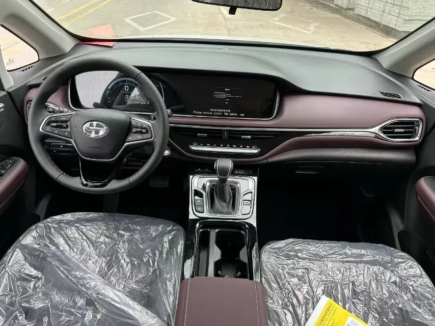 2023 GAC Trumpchi M6 1.5T 177HP L4 7DCT,autocango,china used car exporter,china ev exporter,chinese used car exporter,chinese used ev exporter