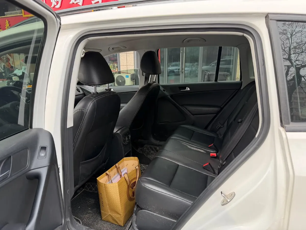 2017 MAXUS T60 2.0T 224HP L4 6AT,autocango,china used car exporter,china ev exporter,chinese used car exporter,chinese used ev exporter