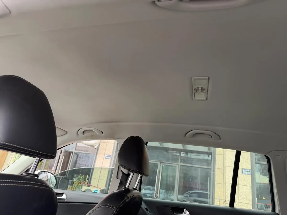 2017 MAXUS T60 2.0T 224HP L4 6AT,autocango,china used car exporter,china ev exporter,chinese used car exporter,chinese used ev exporter