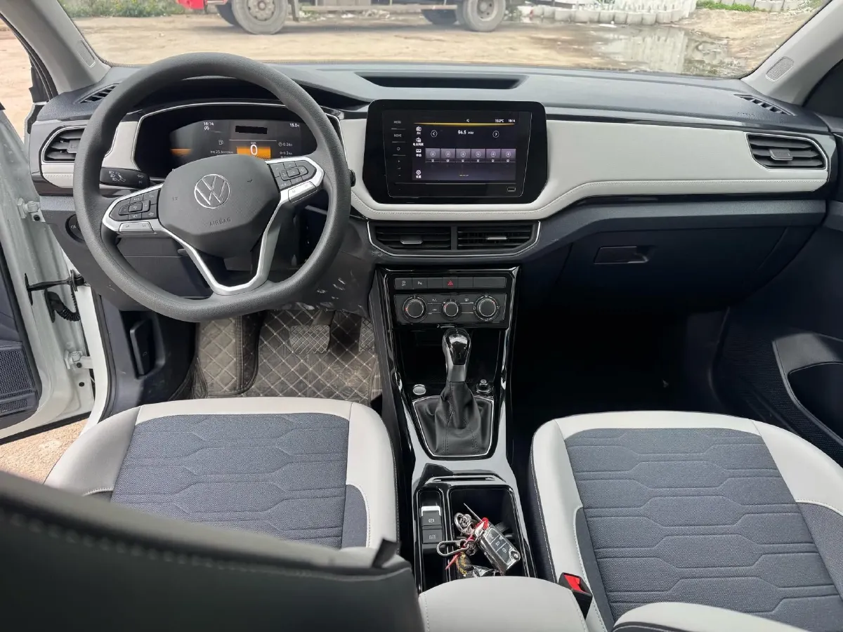 2025 Volkswagen Tharu 1.5T 160HP L4 7DCT,autocango,china used car exporter,china ev exporter,chinese used car exporter,chinese used ev exporter