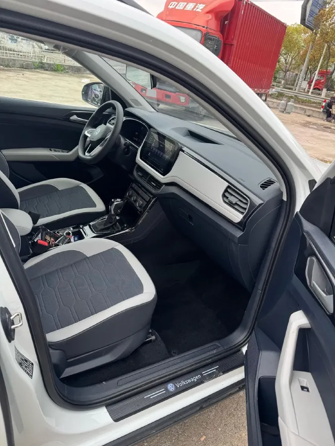 2025 Volkswagen Tharu 1.5T 160HP L4 7DCT,autocango,china used car exporter,china ev exporter,chinese used car exporter,chinese used ev exporter