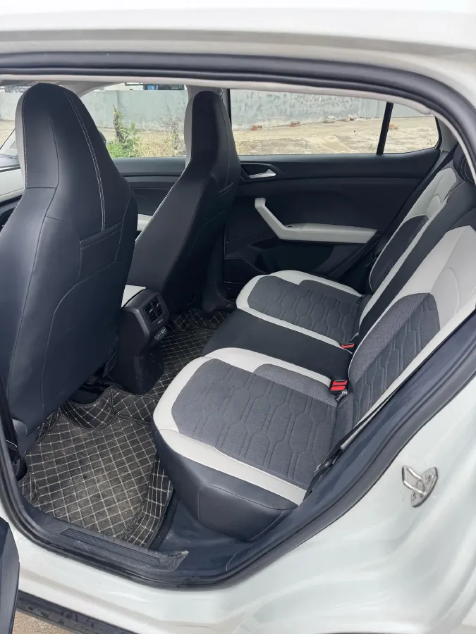 2025 Volkswagen Tharu 1.5T 160HP L4 7DCT,autocango,china used car exporter,china ev exporter,chinese used car exporter,chinese used ev exporter