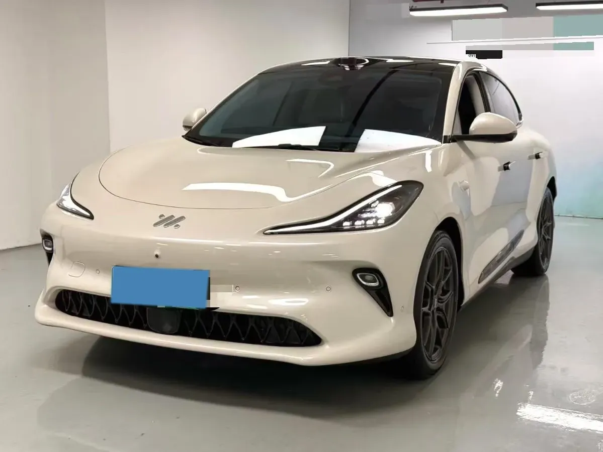 2025 IM LS6 BEV 83KWH,autocango,china used car exporter,china ev exporter,chinese used car exporter,chinese used ev exporter