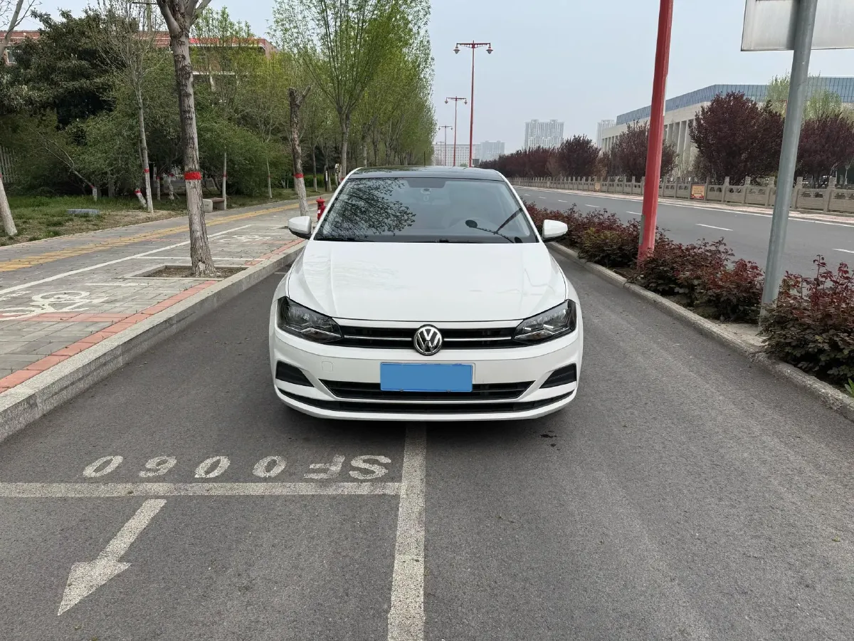 2019 Volkswagen Polo 1.5L 113HP L4 6AT,autocango,china used car exporter,china ev exporter,chinese used car exporter,chinese used ev exporter