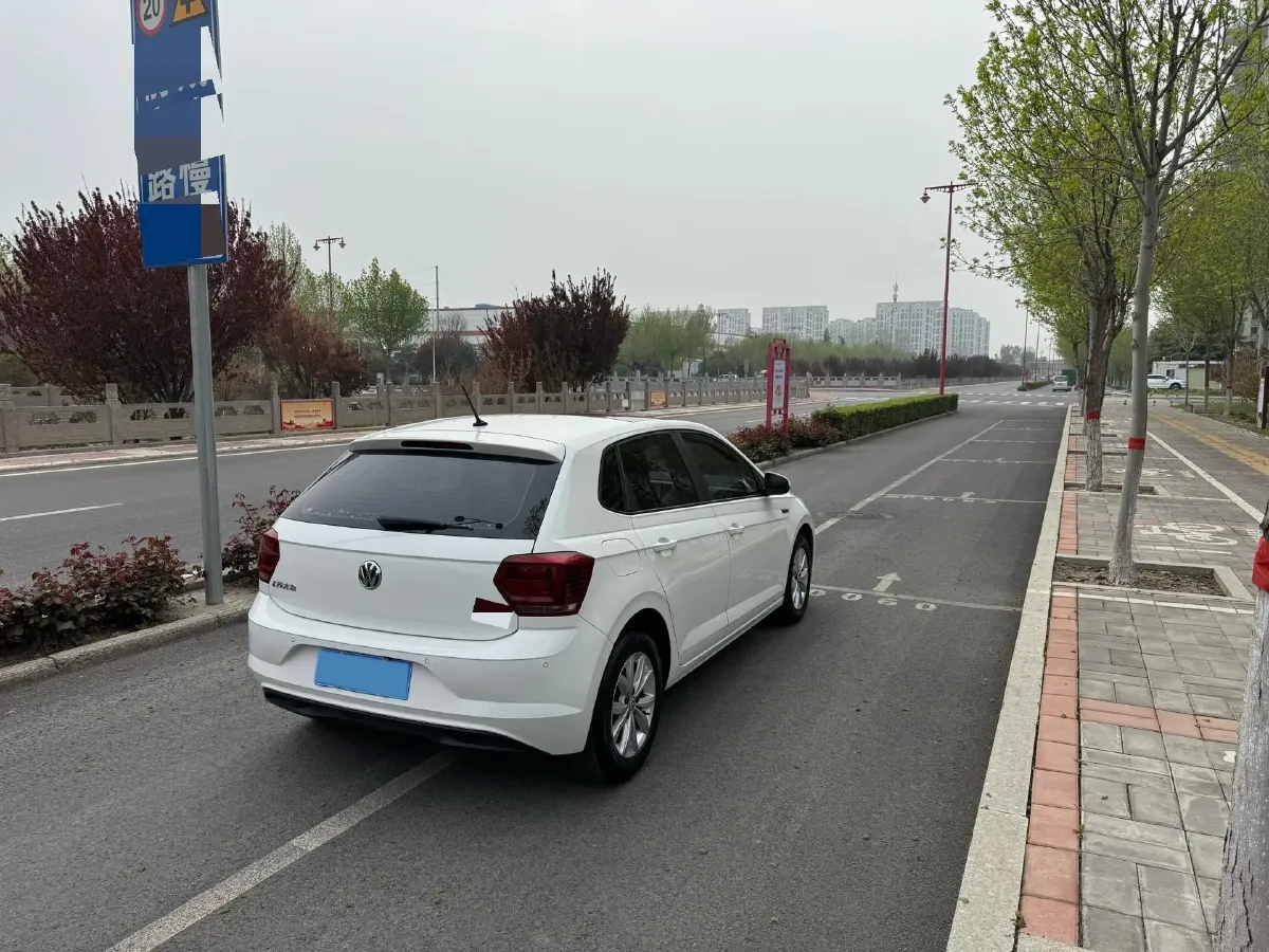 2019 Volkswagen Polo 1.5L 113HP L4 6AT,autocango,china used car exporter,china ev exporter,chinese used car exporter,chinese used ev exporter