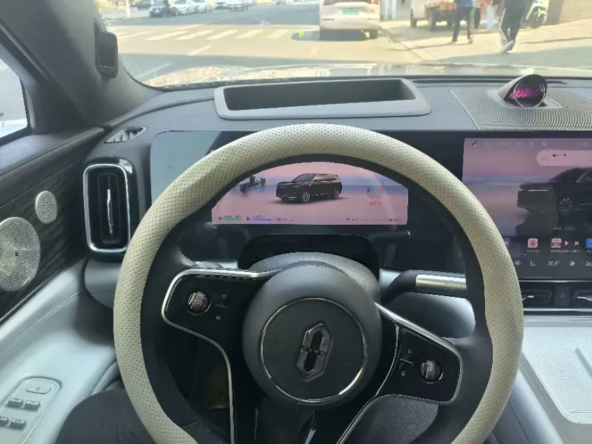 2025 AITO AITO M9 REEV 160HP REEV 52KWH,autocango,china used car exporter,china ev exporter,chinese used car exporter,chinese used ev exporter