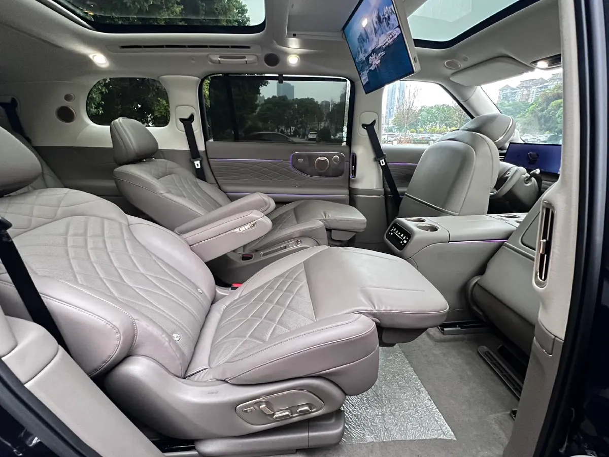 2026 IM LS9 REEV 155HP REEV,autocango,china used car exporter,china ev exporter,chinese used car exporter,chinese used ev exporter