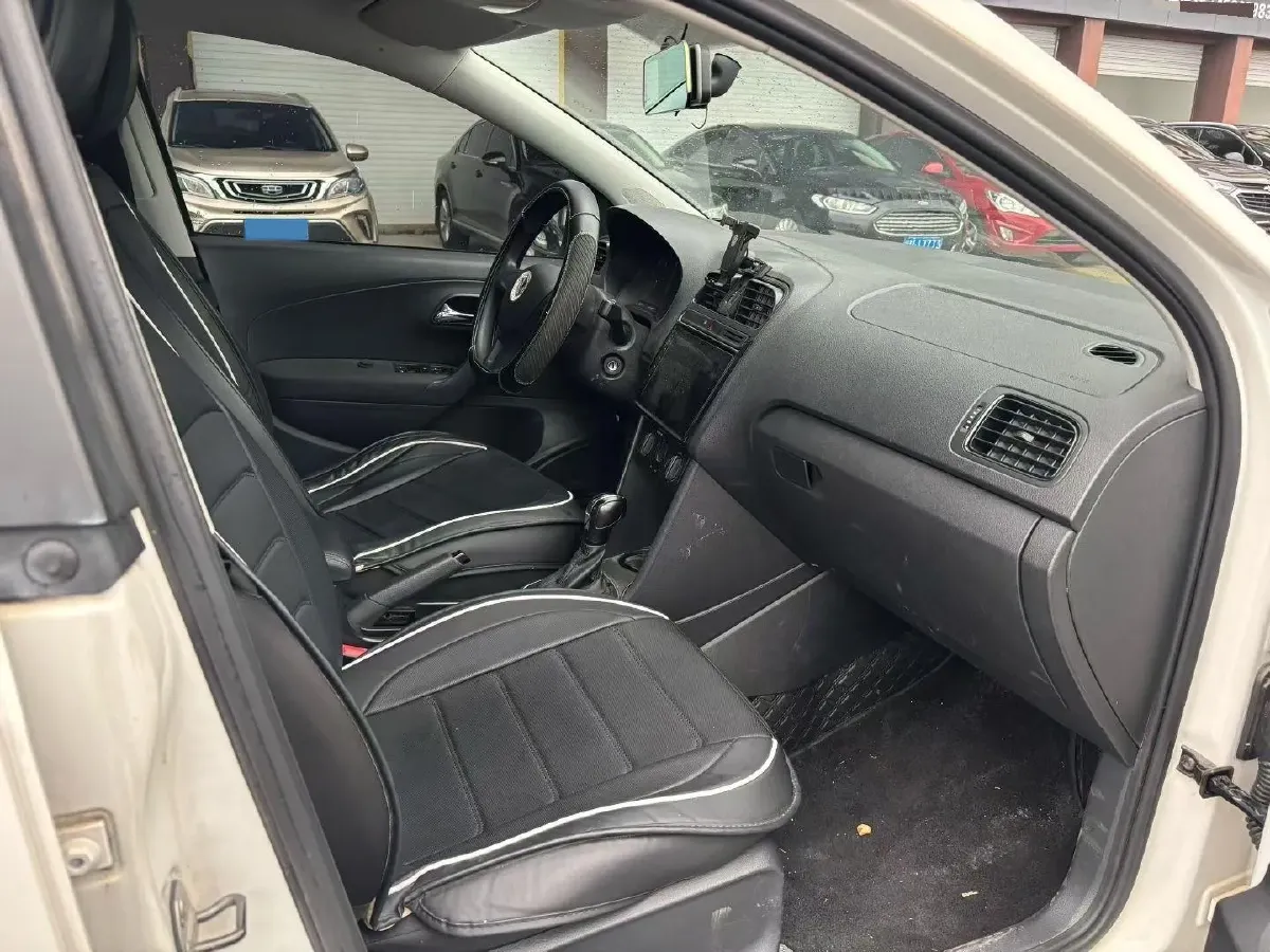 2016 Volkswagen Polo 1.4L 90HP L4 6AT,autocango,china used car exporter,china ev exporter,chinese used car exporter,chinese used ev exporter