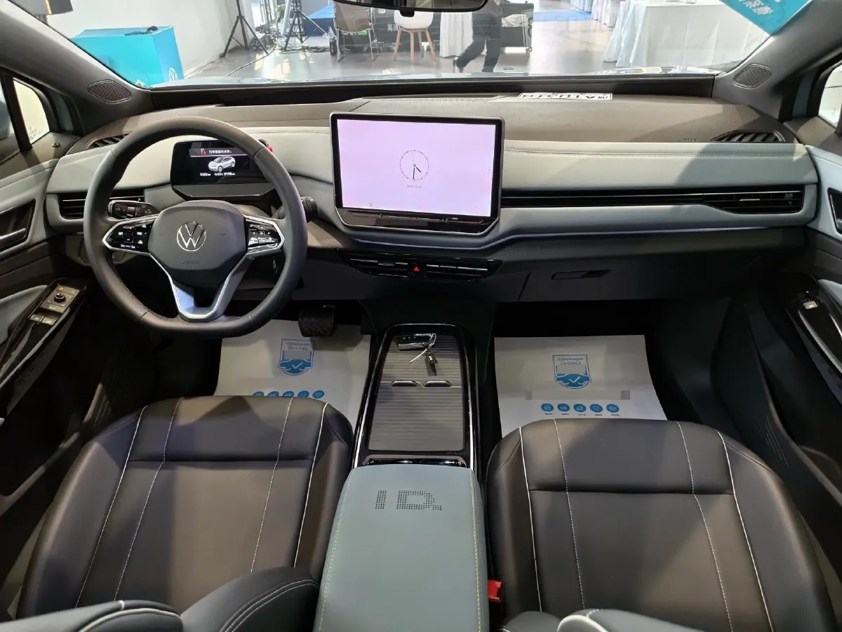 2025 Volkswagen ID.4 X BEV 52.8KWH,autocango,china used car exporter,china ev exporter,chinese used car exporter,chinese used ev exporter