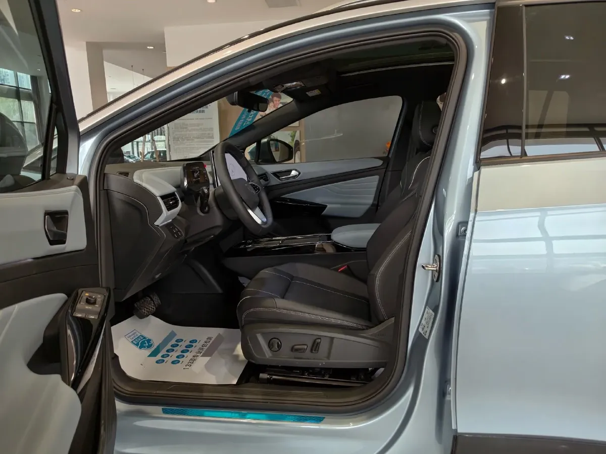 2025 Volkswagen ID.4 X BEV 52.8KWH,autocango,china used car exporter,china ev exporter,chinese used car exporter,chinese used ev exporter