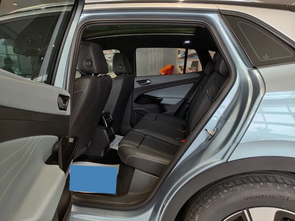 2025 Volkswagen ID.4 X BEV 52.8KWH,autocango,china used car exporter,china ev exporter,chinese used car exporter,chinese used ev exporter