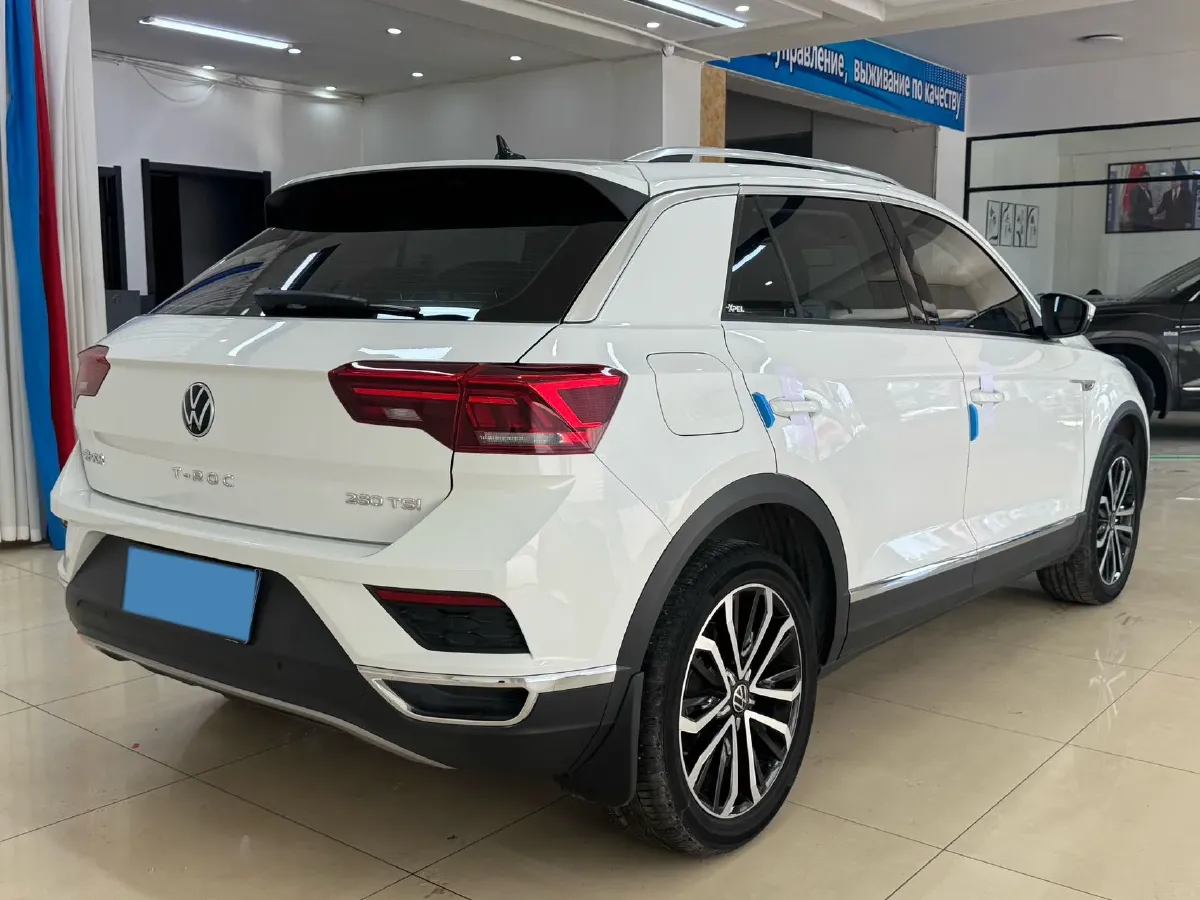 2022 Volkswagen T-Roc 1.4T 150HP L4 7DCT,autocango,china used car exporter,china ev exporter,chinese used car exporter,chinese used ev exporter