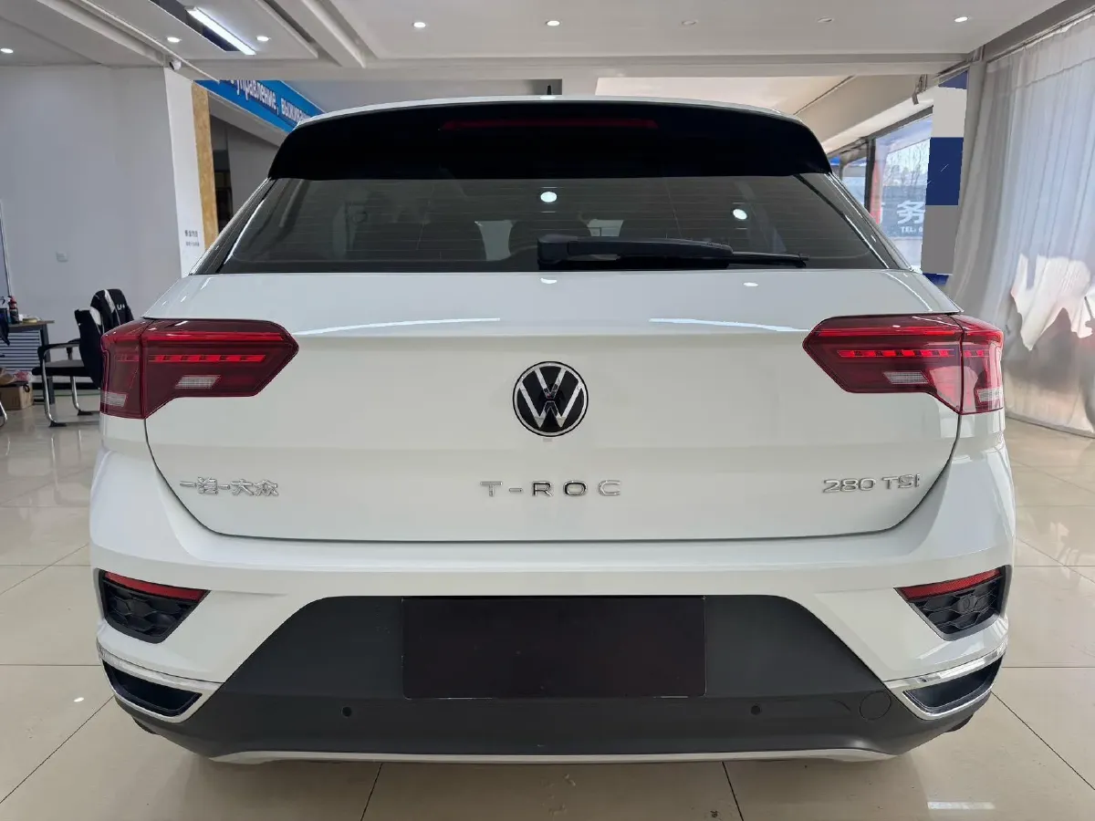 2022 Volkswagen T-Roc 1.4T 150HP L4 7DCT,autocango,china used car exporter,china ev exporter,chinese used car exporter,chinese used ev exporter