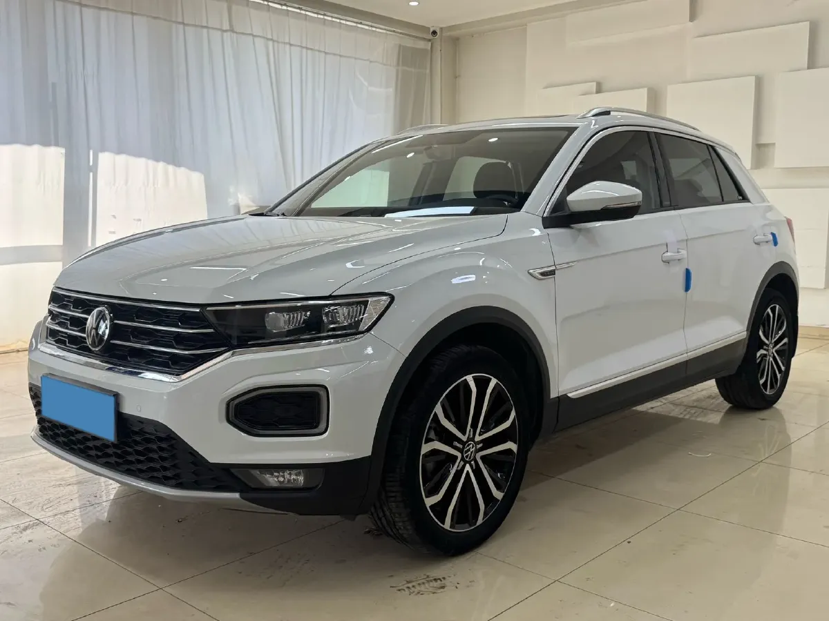 2022 Volkswagen T-Roc 1.4T 150HP L4 7DCT,autocango,china used car exporter,china ev exporter,chinese used car exporter,chinese used ev exporter