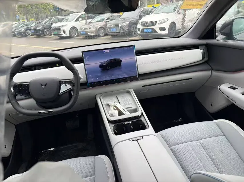 2024 Voyah ZhiYin BEV 77KWH,autocango,china used car exporter,china ev exporter,chinese used car exporter,chinese used ev exporter