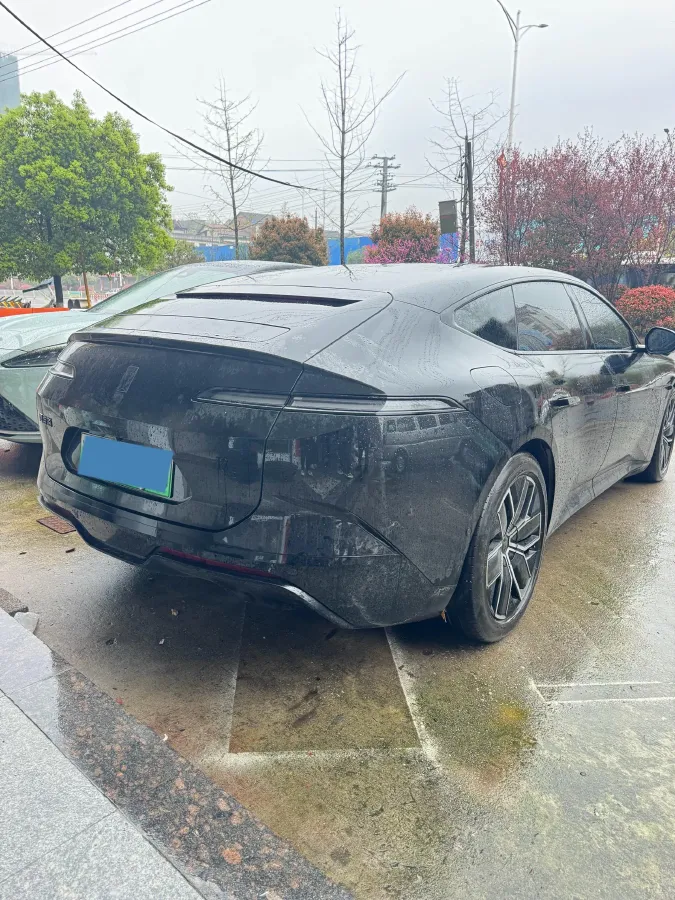 2025 Avatr 12 1.5T 156HP L4 REEV 39.05KWH,autocango,china used car exporter,china ev exporter,chinese used car exporter,chinese used ev exporter